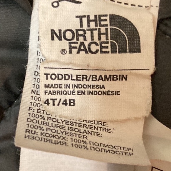North Face toddler reversible winter jacket - Picture 3 of 3